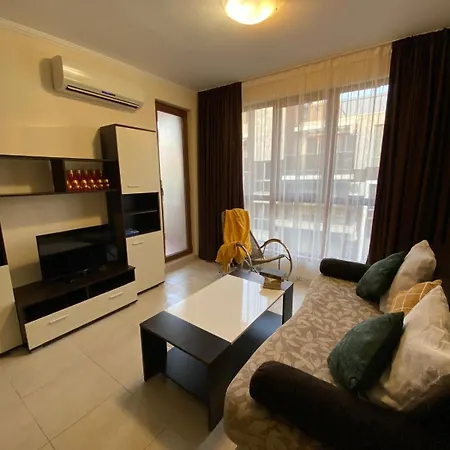 Marina Park Oliwia Apartment *
